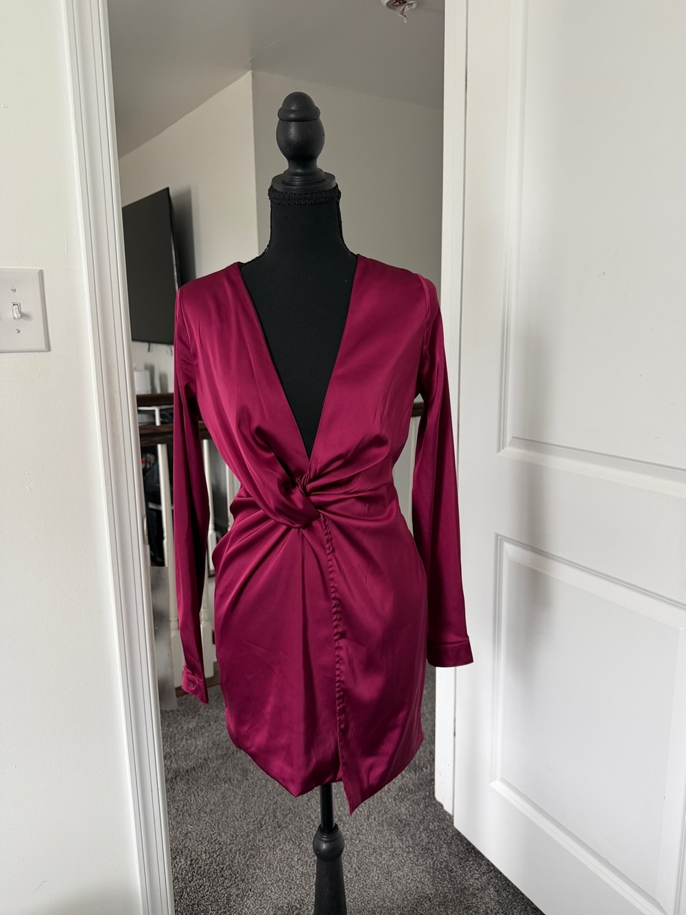 Fashion nova Women's Satin Knot-Front Mini Dress - Deep Berry